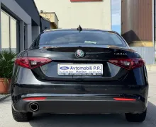 Zunanja slika - Alfa Romeo Giulia - 2.2 Multijet 150KM USNJE NAVI BI-XENON DAB - 15 - Predogledna slika