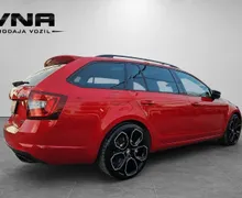 Zunanja slika - Škoda Octavia - Combi 2.0 TSI RS 245 DSG |VIRTUAL|PANO|KAMERA|TO.. - 6 - Predogledna slika