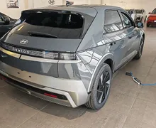 Zunanja slika - Hyundai Ioniq 5 - 168 kW FL PREMIUM   84 kWh   topl.črpalka. el. klj - 4 - Predogledna slika