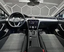 Notranja slika - VW Passat Variant - 2.0 TDI  DSG+KAMERA+NAVI+KLJUKA+ACC+F1 - 20 - Predogledna slika