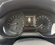 Notranja slika - Škoda Octavia - Combi 2.0 TDI Elegance - 11 - Predogledna slika
