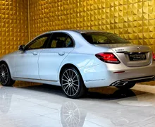 Notranja slika - Mercedes-Benz E-Razred - E200d AUT.-AMBI-NAVI-F1-TEMP-BREZ POLOGA - 7 - Predogledna slika