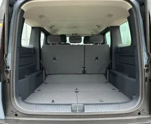 Notranja slika - KIA PV5 - 71.2 kWh baterija 120 kW 163 KS  Quantum - 19 - Predogledna slika