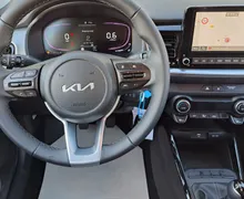 Zunanja slika - KIA Stonic - 1.2 DPI 57.9 kW  79 KM  LX Urban+ M T - 7 - Predogledna slika