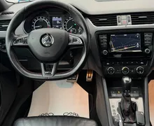 Notranja slika - Škoda Octavia - 2.0 TDI•RS•DSG•CHALLENGE•XENON+LED•KAMERA•NAVI•F1• - 9 - Predogledna slika