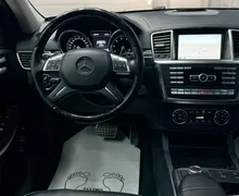 Notranja slika - Mercedes-Benz GL-Razred - GL 550•V8•AUT•4 MATIC•PANO•ACC•ZRAČNO•107.000KM• - 9 - Predogledna slika
