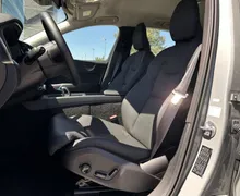 Notranja slika - Volvo XC60 - B5P AWD Core Avt. KAMERA. LED. ACC. BLISS - 10 - Predogledna slika