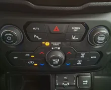 Zunanja slika - Jeep Renegade - 1.5 GSE T4 48V e-Hybrid - 14 - Predogledna slika