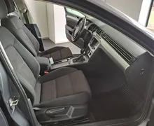 Notranja slika - Volkswagen Passat Variant - 2.0 TDI-MODEL 2016-ODLIČEN-PDC-NAVI-ALU-KOT NOV... - 11 - Predogledna slika