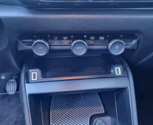 Zunanja slika - Citroën C4 - 1.2 PURETECH - KOT NOV - SAMO 26.488KM - 12 - Predogledna slika