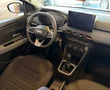 Zunanja slika - Dacia Sandero - TCe 110 Stepway Expression-MY REVISION 4 LETA... - 5 - Predogledna slika