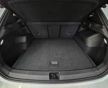 Notranja slika - Volkswagen Tiguan - 1.5 eTSI BMT 4Joy DSG - 10 - Predogledna slika