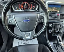 Zunanja slika - Volvo XC60 - D4 R-Design NAVI F1 VL. KLJUKA 1.LETNO JAMSTVO - 9 - Predogledna slika