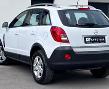 Notranja slika - Opel Antara - 2.2 CDTI+ALU+SAMO 107.208 km PREVOŽENIH - 8 - Predogledna slika