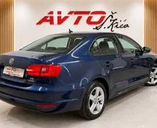 Zunanja slika - Volkswagen Jetta - 1.6 TDI-TEMPOMAT-LIMO-PDC-SERVISNA-KNJ-ODLIČNA - 6 - Predogledna slika