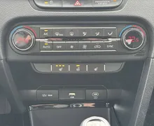 Notranja slika - KIA XCeed - 1.5 T-GDI EX WAY - 19 - Predogledna slika