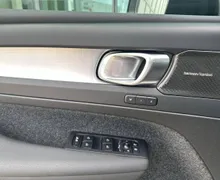 Notranja slika - Volvo XC40 - B3P Plus Dark Avt. - 13 - Predogledna slika