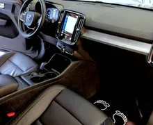 Notranja slika - Volvo XC40 - T2 Momentum Avt. FULL LED ALU NAVI PDC 1.LASTNIK - 7 - Predogledna slika