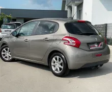 Zunanja slika - Peugeot 208 - 1,4 VTi Allure VTi+SLOVENSKI+SAMO 130.000KM+PANORAMA. - 3 - Predogledna slika