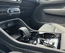 Notranja slika - Volvo XC40 - B3 P Plus Dark Avt. - 20 - Predogledna slika
