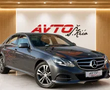 Zunanja slika - Mercedes-Benz E-Razred - E 200-LED-ŠIBEDAH-NAVI-USNJE-GRETJE SED-PDC... - 2 - Predogledna slika