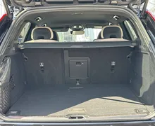 Notranja slika - Volvo XC60 - B5 P AWD Plus Dark Avt - 12 - Predogledna slika