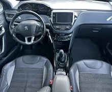 Zunanja slika - Peugeot 2008 - 1.2 PureTech 110 Stop Start ALLURE - 9 - Predogledna slika
