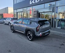 Zunanja slika - KIA EV3 - 58.3 kWh baterija. 150 kW  204 KM  Star 30° - 3 - Predogledna slika