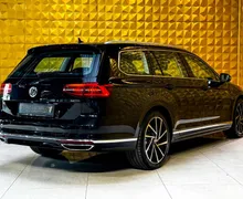 Notranja slika - Volkswagen Passat Variant - 2.0 TDI BMT R-Line Edition DSG - 11 - Predogledna slika