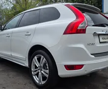 Zunanja slika - Volvo XC60 - FWD D4 MOMENTUM AVTOMATIK-ALU PLATIŠČA-KLIMA-NAVI - 6 - Predogledna slika