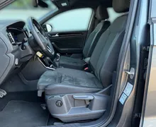 Notranja slika - Volkswagen T-Roc - 1.0 TSI BMT R-Line-Masaža-ACC-PDC-Kamera-IQ Light - 7 - Predogledna slika