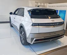 Zunanja slika - Hyundai Ioniq 5 - 168 kW FL PREMIUM   84 kWh   topl.črpalka. el. klj - 3 - Predogledna slika