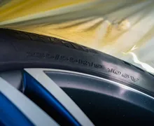 Motor in tehnologija - Volvo XC60 - D4 R-Design AWD Avt. - 14 - Predogledna slika