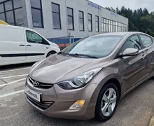 Zunanja slika - Hyundai Elantra - 1.6 CVVT STYLE ZELO LEPO OHRANJENO VOZILO... - 4 - Predogledna slika