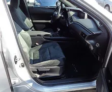 Zunanja slika - Lexus UX - 250h HYBRID - samo 68.299 kilometrov - 7 - Predogledna slika