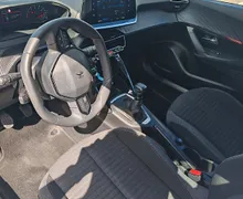 Zunanja slika - Peugeot 2008 - 1.2 PureTech 130 S S Active Pack°°Velik servis°° - 9 - Predogledna slika