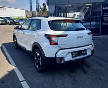 Zunanja slika - KIA Stonic - 1.0 T-GDi 73.6 kW  100 KM  LX Life M T - 4 - Predogledna slika