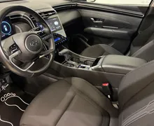 Notranja slika - Hyundai Tucson - 1.6 CRDi MHEV-AUT-LED-VIRTUAL-KAMERA-NAVI-PDC-TEMP - 9 - Predogledna slika