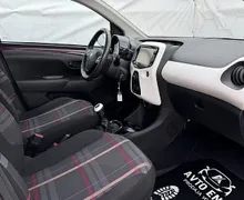 Zunanja slika - Peugeot 108 - 1.0i - XENON - ALU15 - KLIMA - SERV.KNJIGA - 9 - Predogledna slika