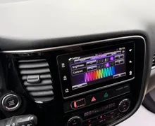 Zunanja slika - Mitsubishi Outlander - 2.2 DI-D 4WD AUT INSTYLE 7SEDEŽEV XENON ACC KAMERA - 19 - Predogledna slika