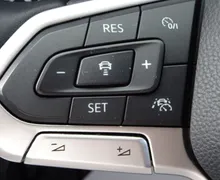 Zunanja slika - Volkswagen Golf - Variant 2.0 TDI DSG Life 150KM - KOT NOV - - 17 - Predogledna slika