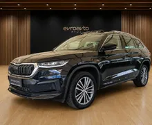 Notranja slika - Škoda Kodiaq - 4x4 2.0 TDI L K DSG  Laurin   Klement•Panorama - 8 - Predogledna slika