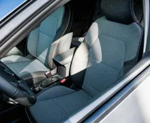 Zunanja slika - Renault Captur - TCe 160 EDC Techno - 8 - Predogledna slika