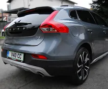 Zunanja slika - Volvo V40 - Cross Country D3 Geartronic Momentum  - Översta Edition - 2 - Predogledna slika