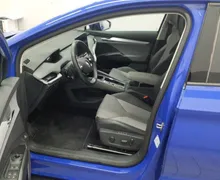 Notranja slika - Škoda Enyaq - IV 132kW.KAMERA.KLJUKA.LED.NAVI.GRE.SED-3000 SUBVENCI - 12 - Predogledna slika