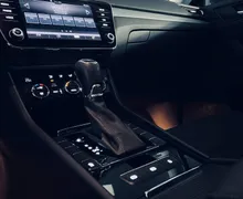 Zunanja slika - Škoda Superb - 2.0 TDI Ambition 110 kW...LIMO... - 12 - Predogledna slika