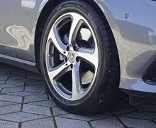 Zunanja slika - Mercedes-Benz E-Razred - E 220 d T Avangarde+ LED+NAVI+18 COL ALU +PRIKLOP+ - 15 - Predogledna slika