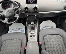 Notranja slika - Audi A3 - 1.6 TDI Ambiente 81 kW... - 10 - Predogledna slika