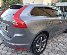 Zunanja slika - Volvo XC60 - D4 R-Design NAVI F1 VL. KLJUKA 1.LETNO JAMSTVO - 5 - Predogledna slika