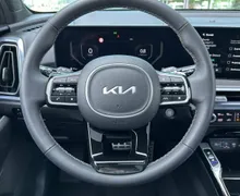Notranja slika - KIA Sorento - 2.2 CRDi EX Limited Panor.8DCT AWD 2025... - 13 - Predogledna slika